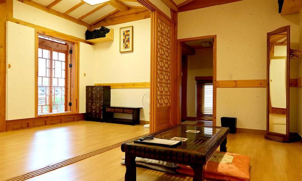 Hwangnamguan Hanok Village Gyeongju Exterior foto